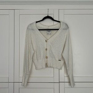 Abercrombie & Fitch white/cream cardigan with button details. Size S.